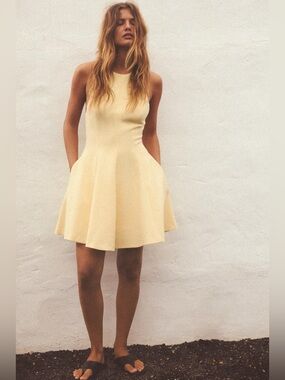 ZARA Butter Yellow Sleeveless Fit-and-Flare Halter Dress. S NWT